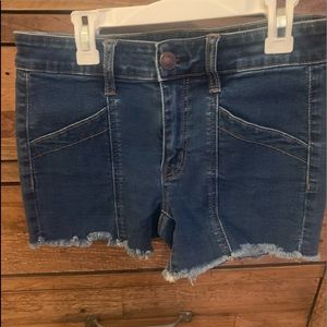 Women’s American Eagle shorts